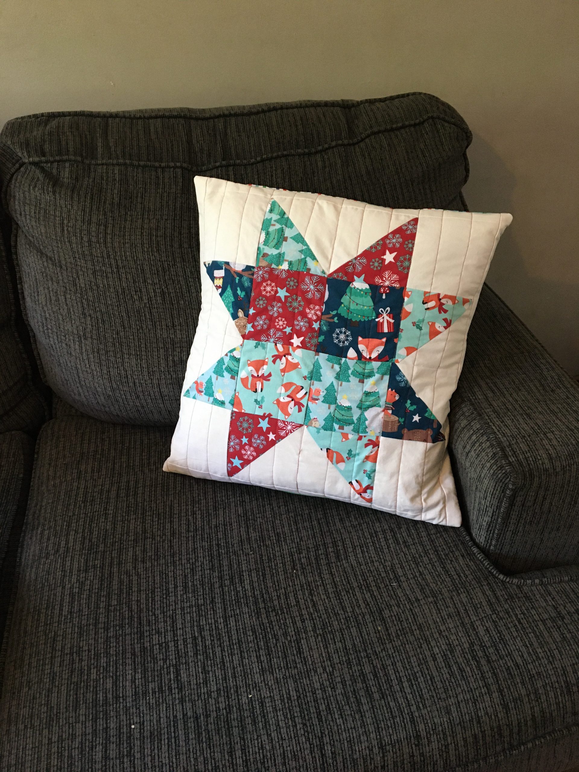 18″ Patchwork Christmas Sawtooth Star Pillow Cover Printed Pattern plus digital